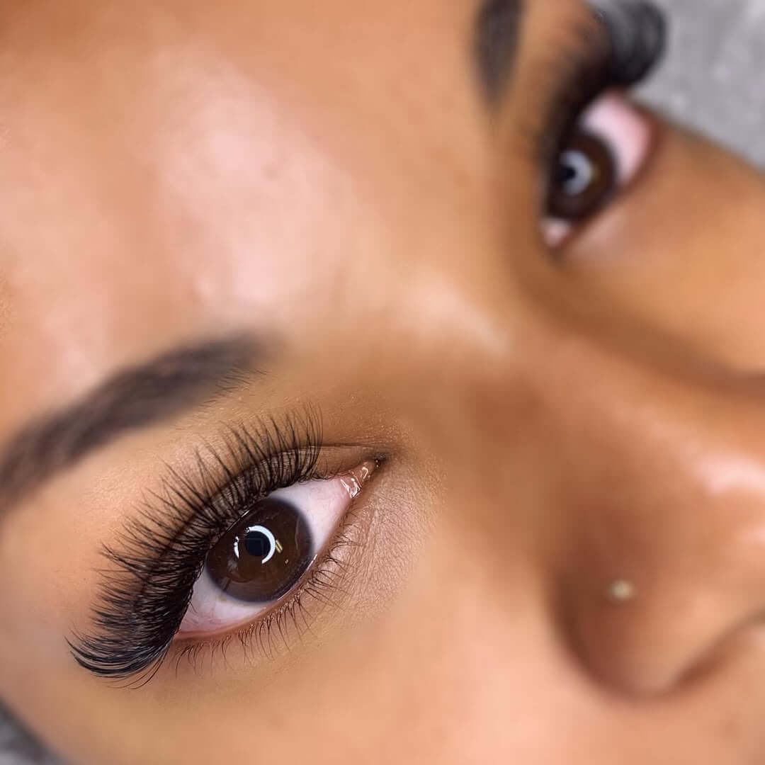 Lashes 02